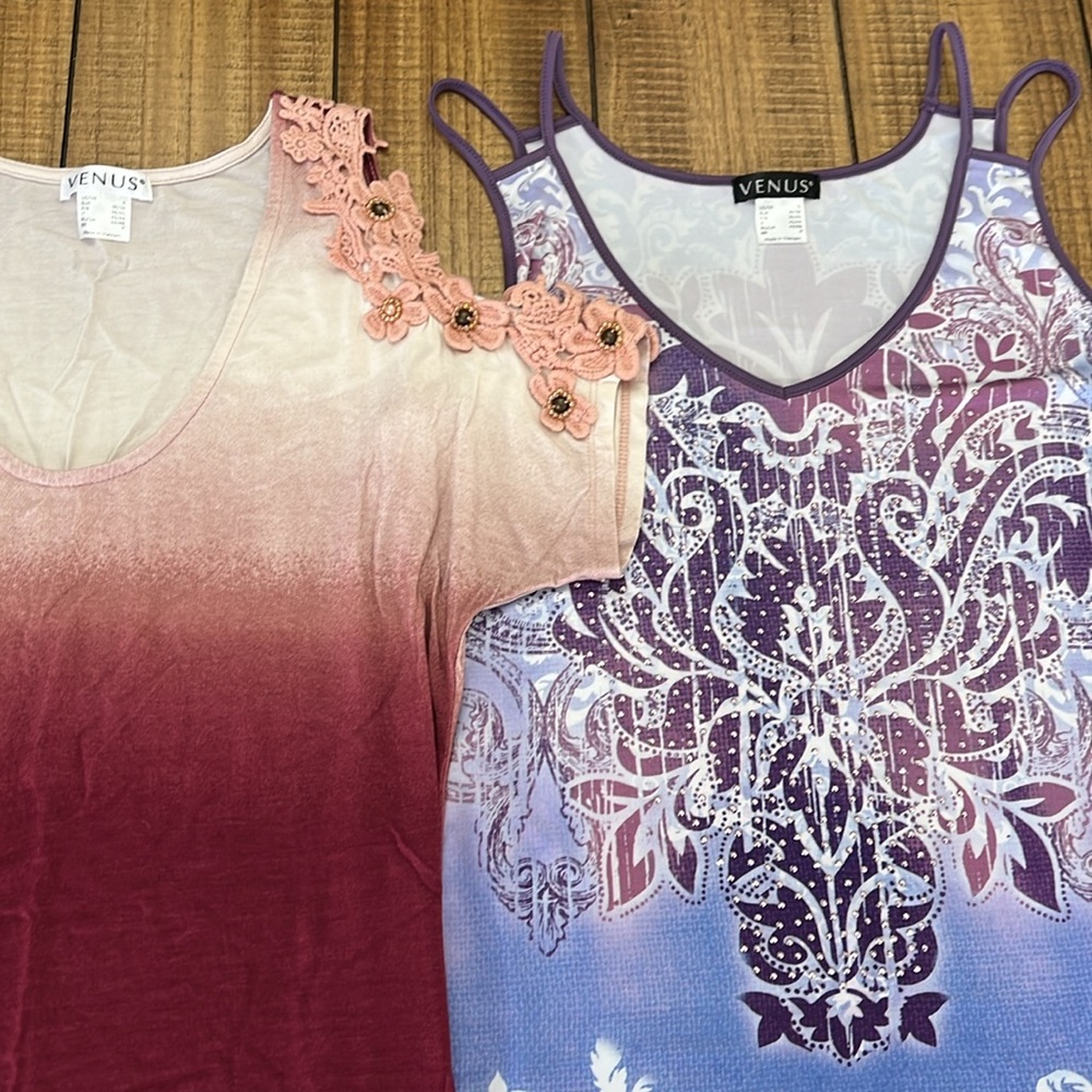 Venus Blouse Bundle size Small